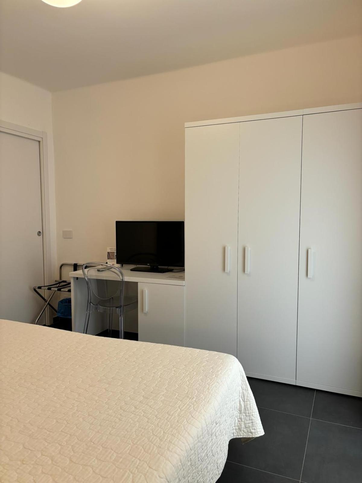 סן ברתולומיאו אל מארה Hotel Delle Rose מראה חיצוני תמונה