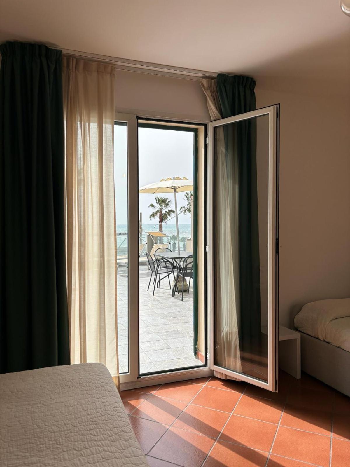 סן ברתולומיאו אל מארה Hotel Delle Rose מראה חיצוני תמונה