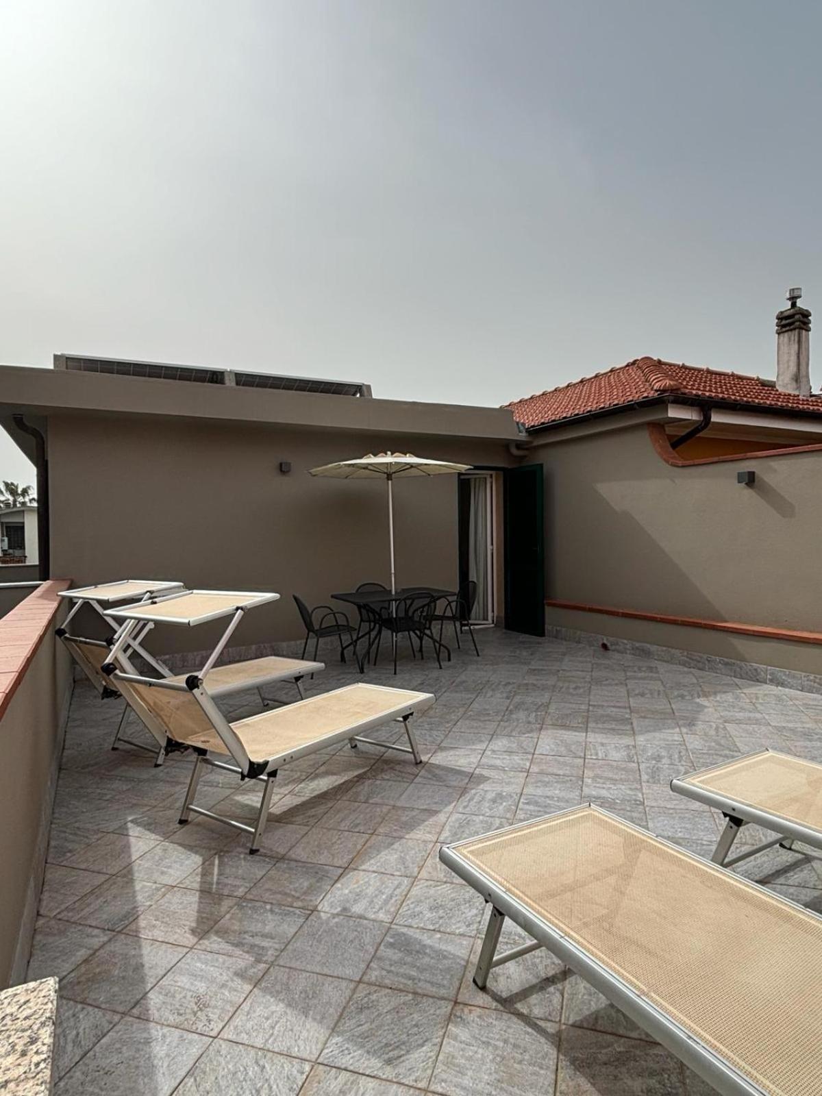 סן ברתולומיאו אל מארה Hotel Delle Rose מראה חיצוני תמונה