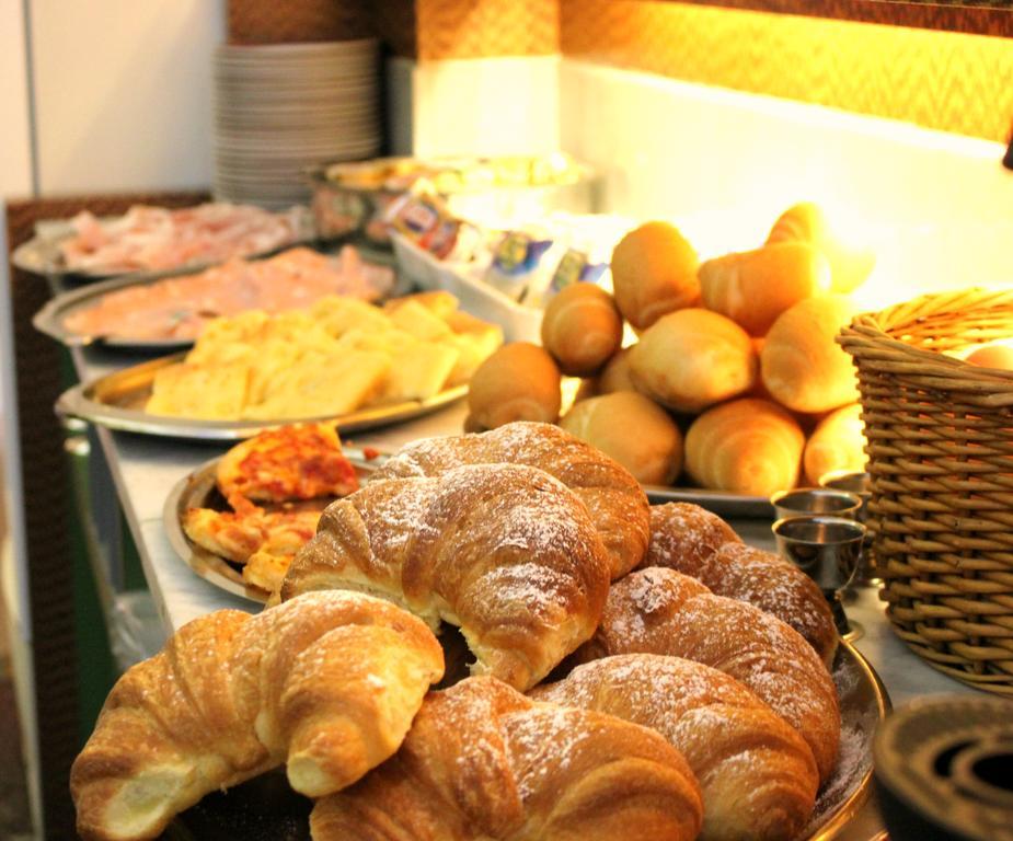 סן ברתולומיאו אל מארה Hotel Delle Rose מראה חיצוני תמונה