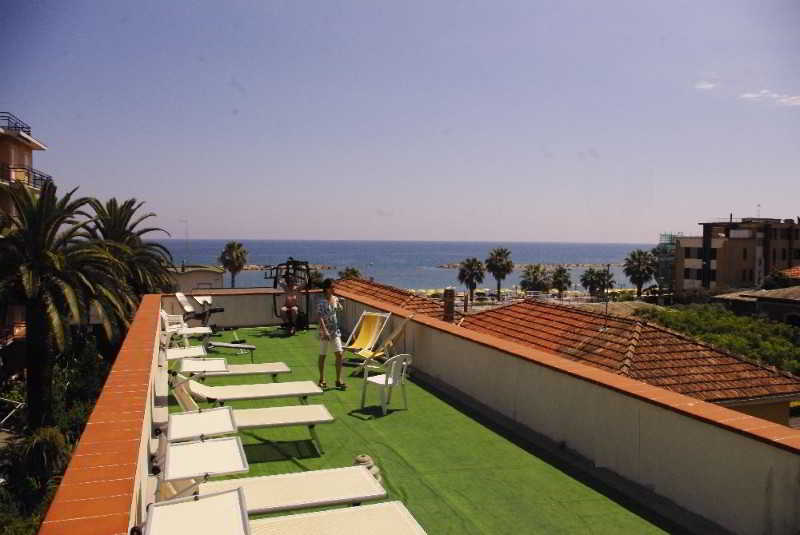 סן ברתולומיאו אל מארה Hotel Delle Rose מראה חיצוני תמונה
