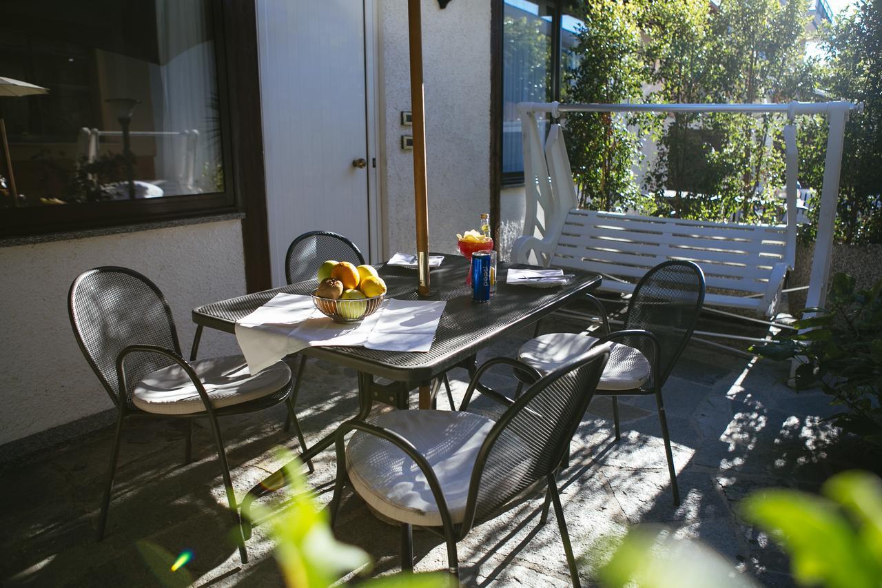 סן ברתולומיאו אל מארה Hotel Delle Rose מראה חיצוני תמונה