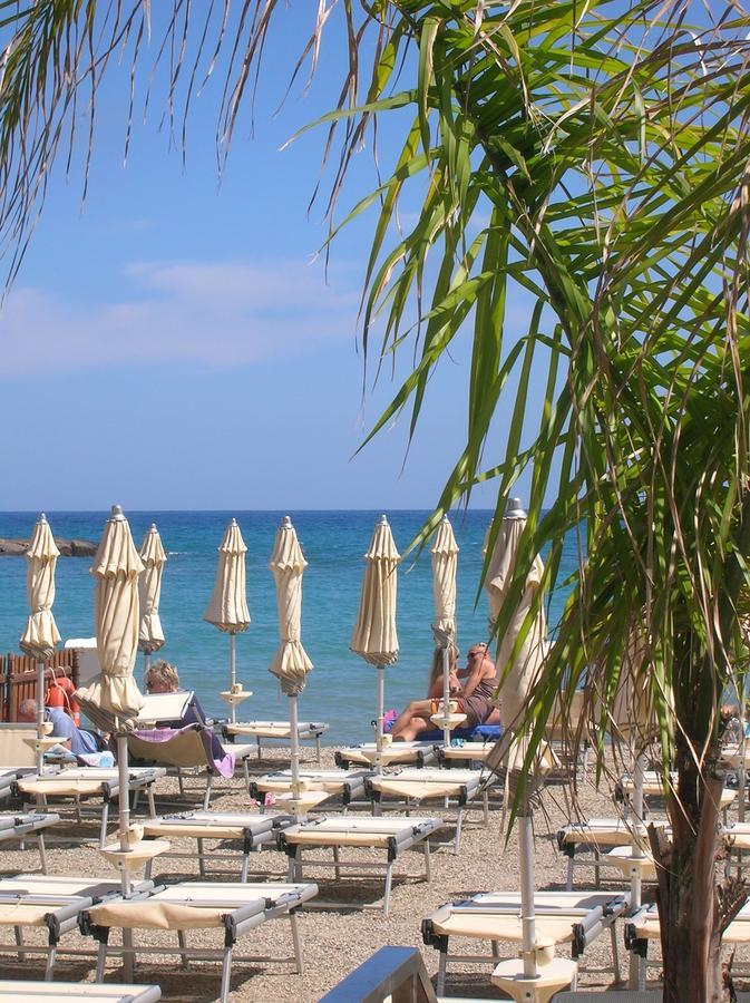 סן ברתולומיאו אל מארה Hotel Delle Rose מראה חיצוני תמונה