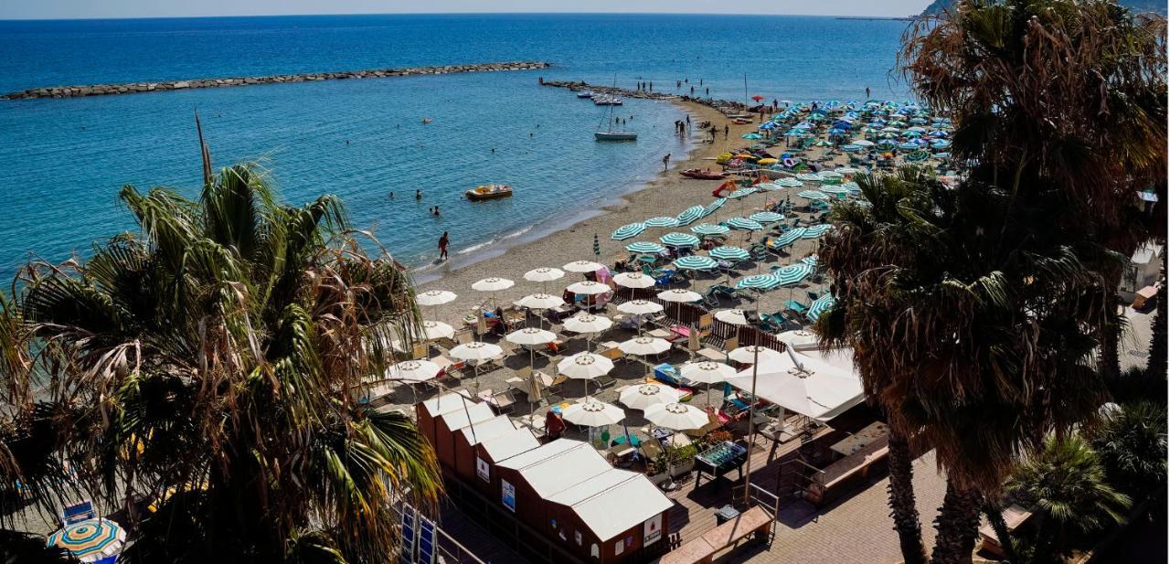 סן ברתולומיאו אל מארה Hotel Delle Rose מראה חיצוני תמונה